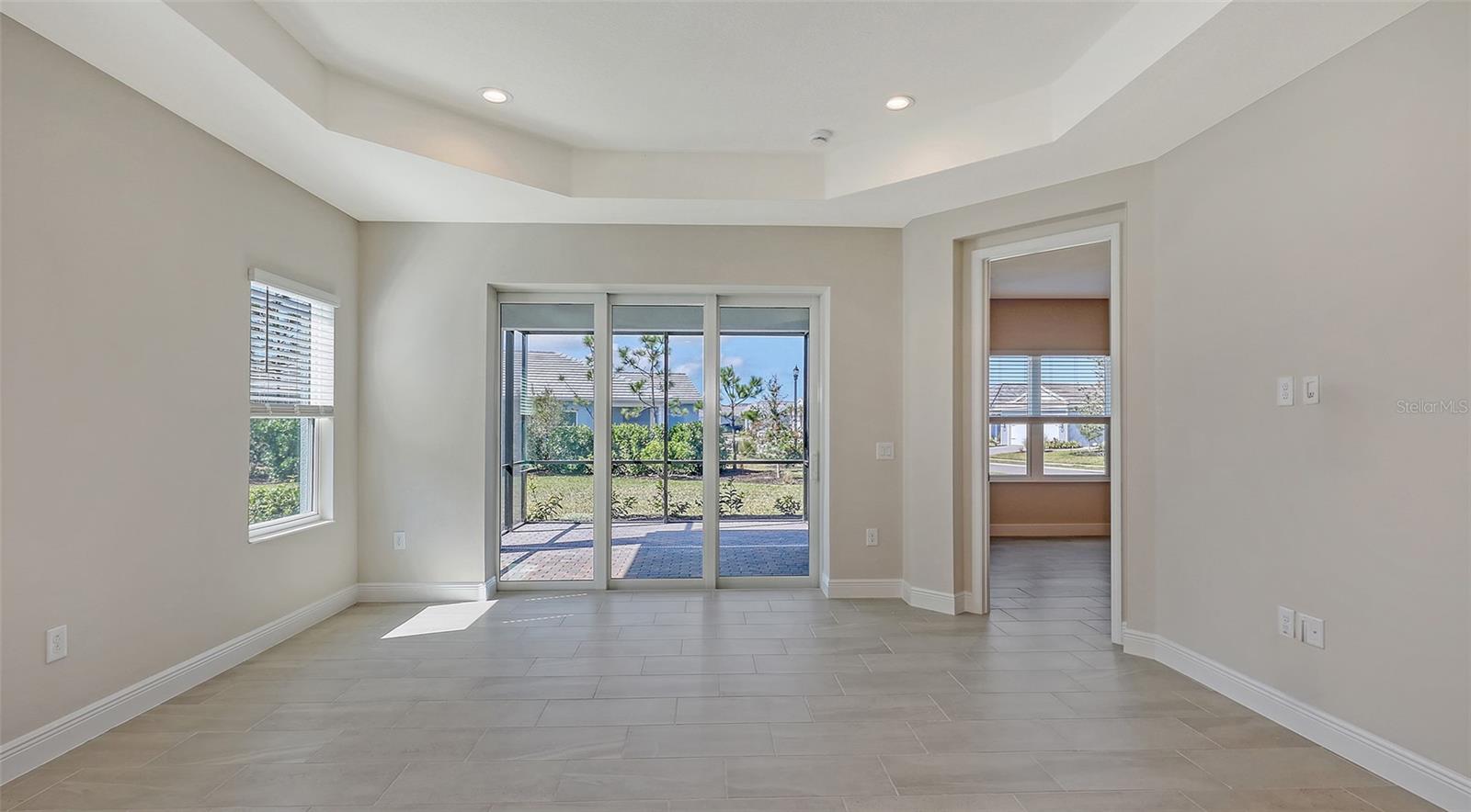 Image 25 of 32 For 18131 Franklin Park Court