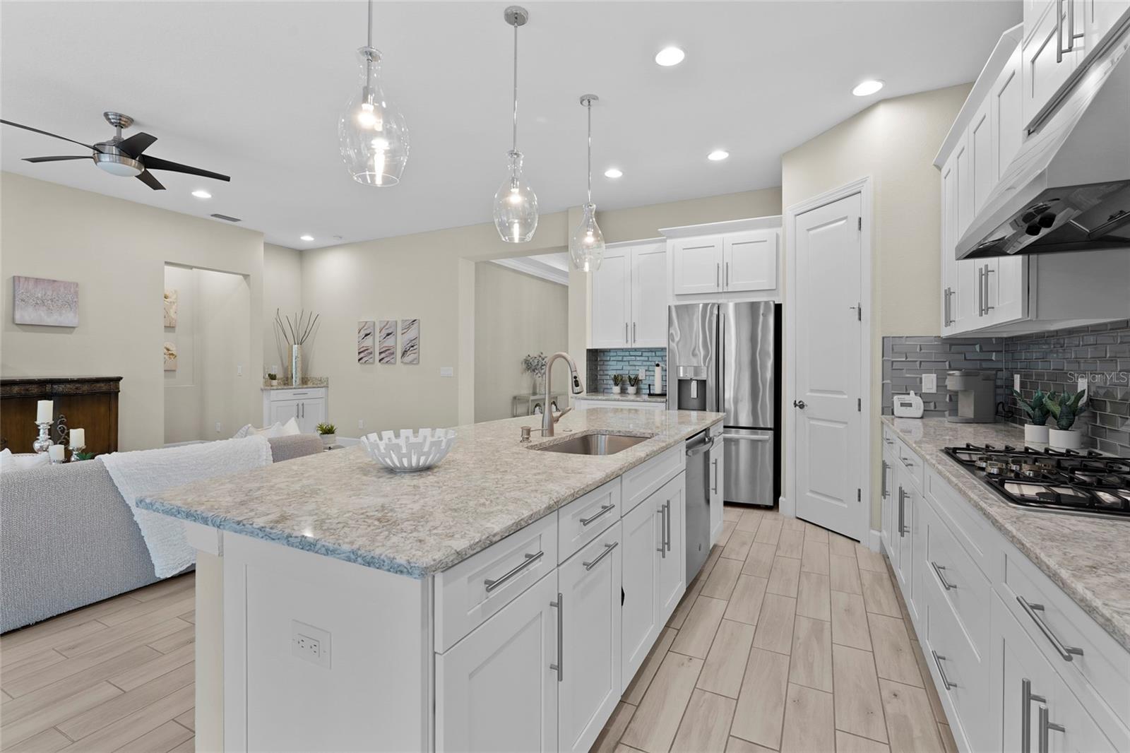 Image 29 of 85 For 13902 Messina Loop