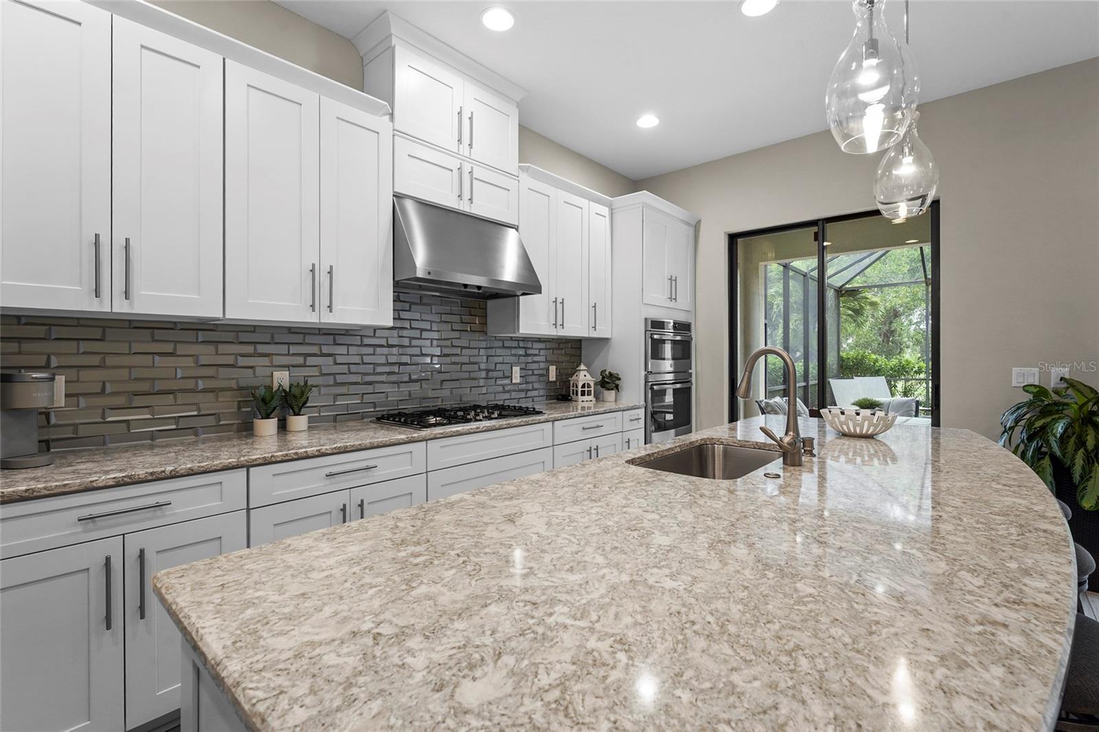 Image 31 of 85 For 13902 Messina Loop