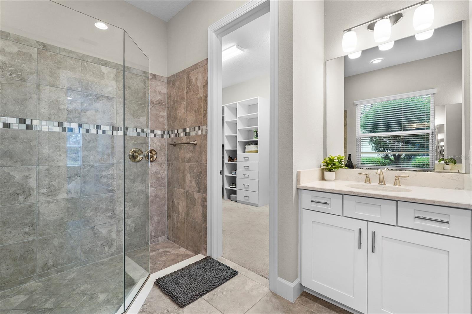 Image 36 of 85 For 13902 Messina Loop