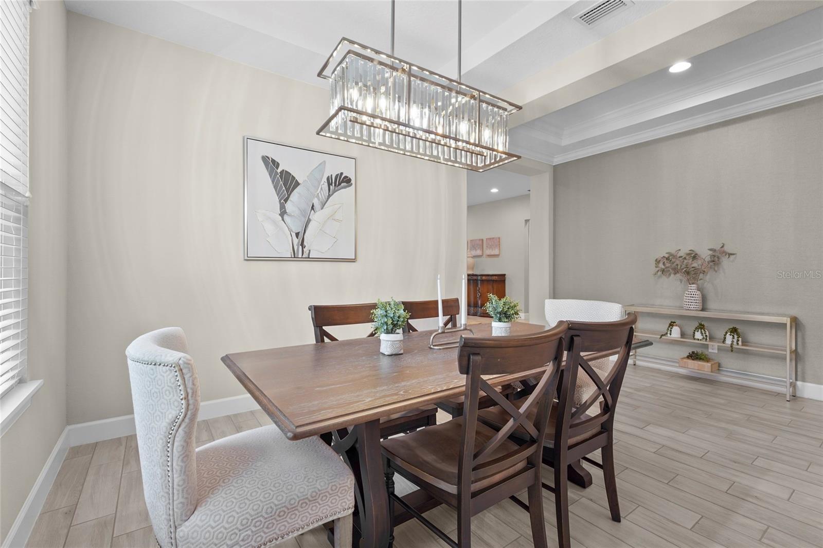 Image 4 of 85 For 13902 Messina Loop