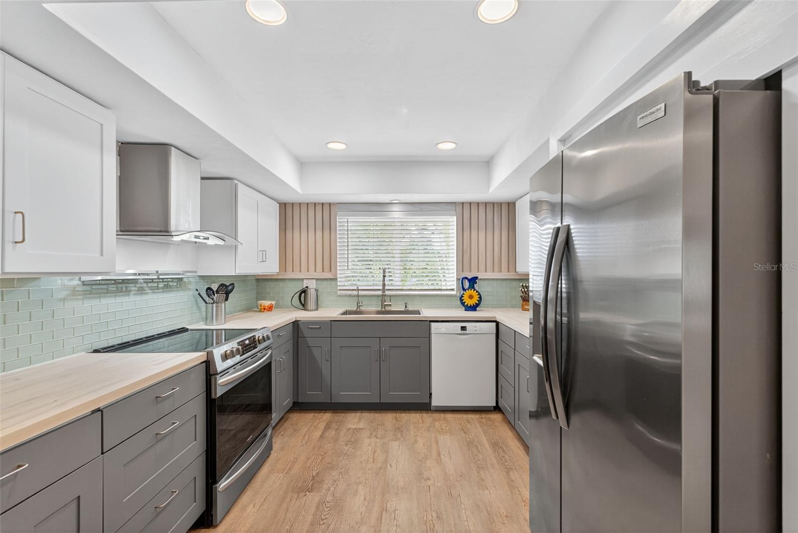 Image 12 of 47 For 3735 Duncan Place