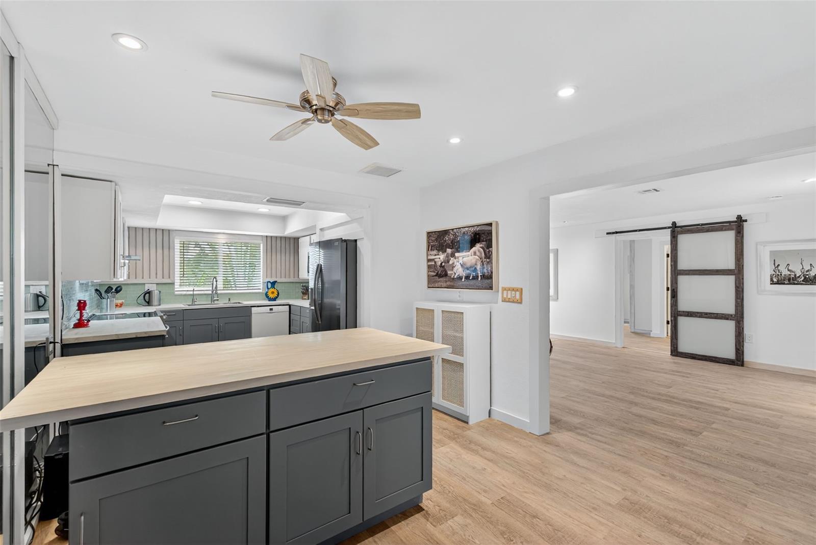 Image 15 of 47 For 3735 Duncan Place