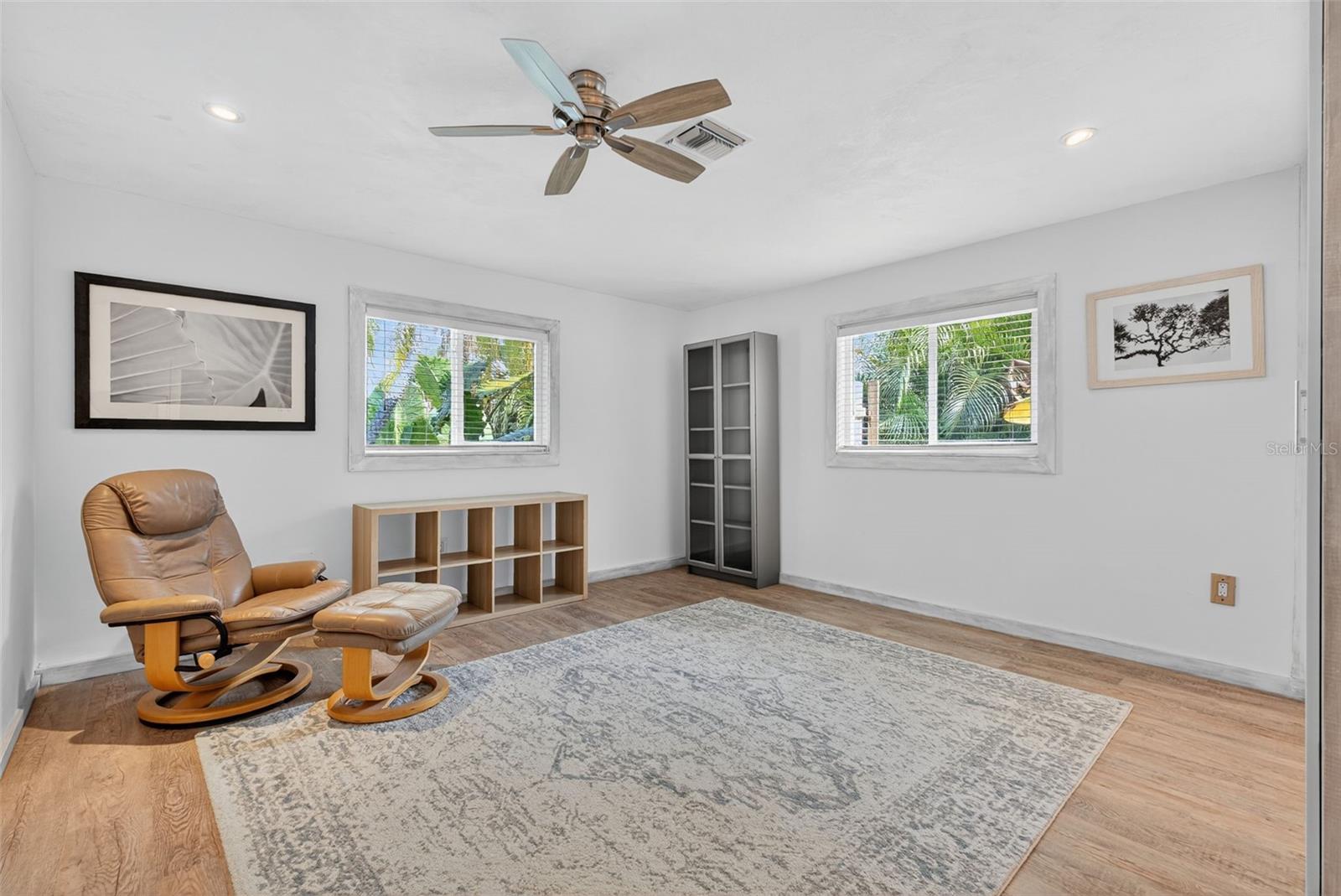 Image 16 of 47 For 3735 Duncan Place