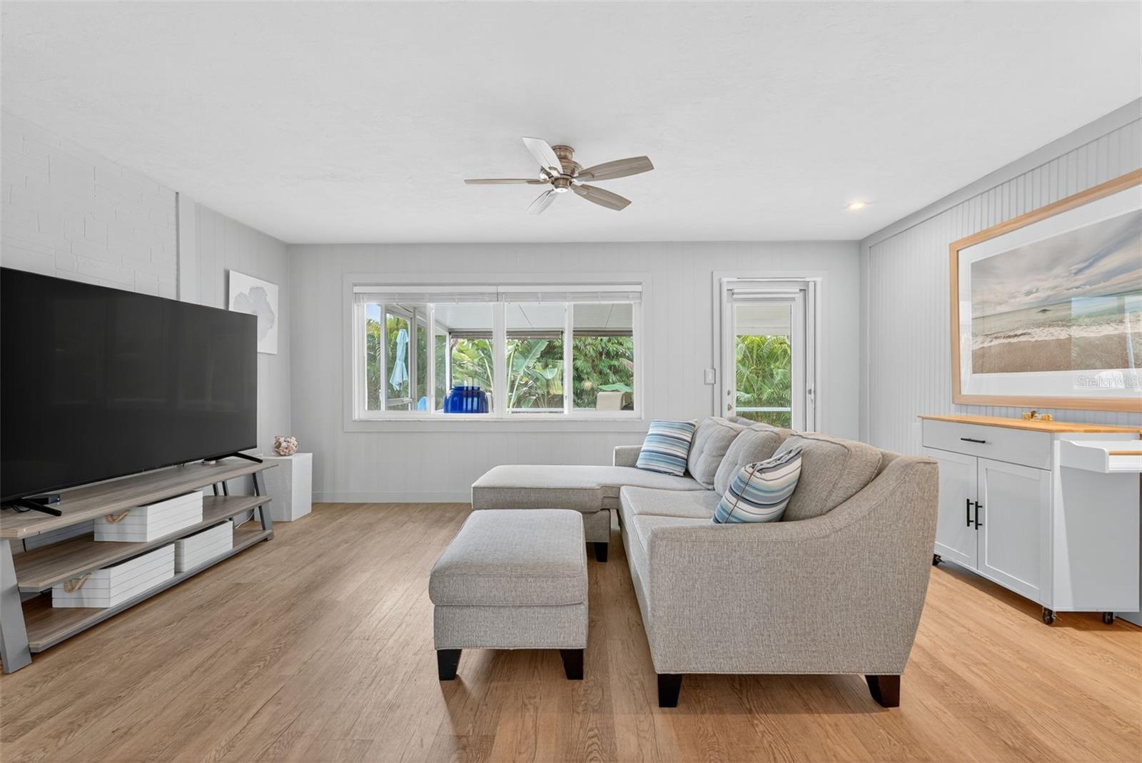 Image 32 of 47 For 3735 Duncan Place