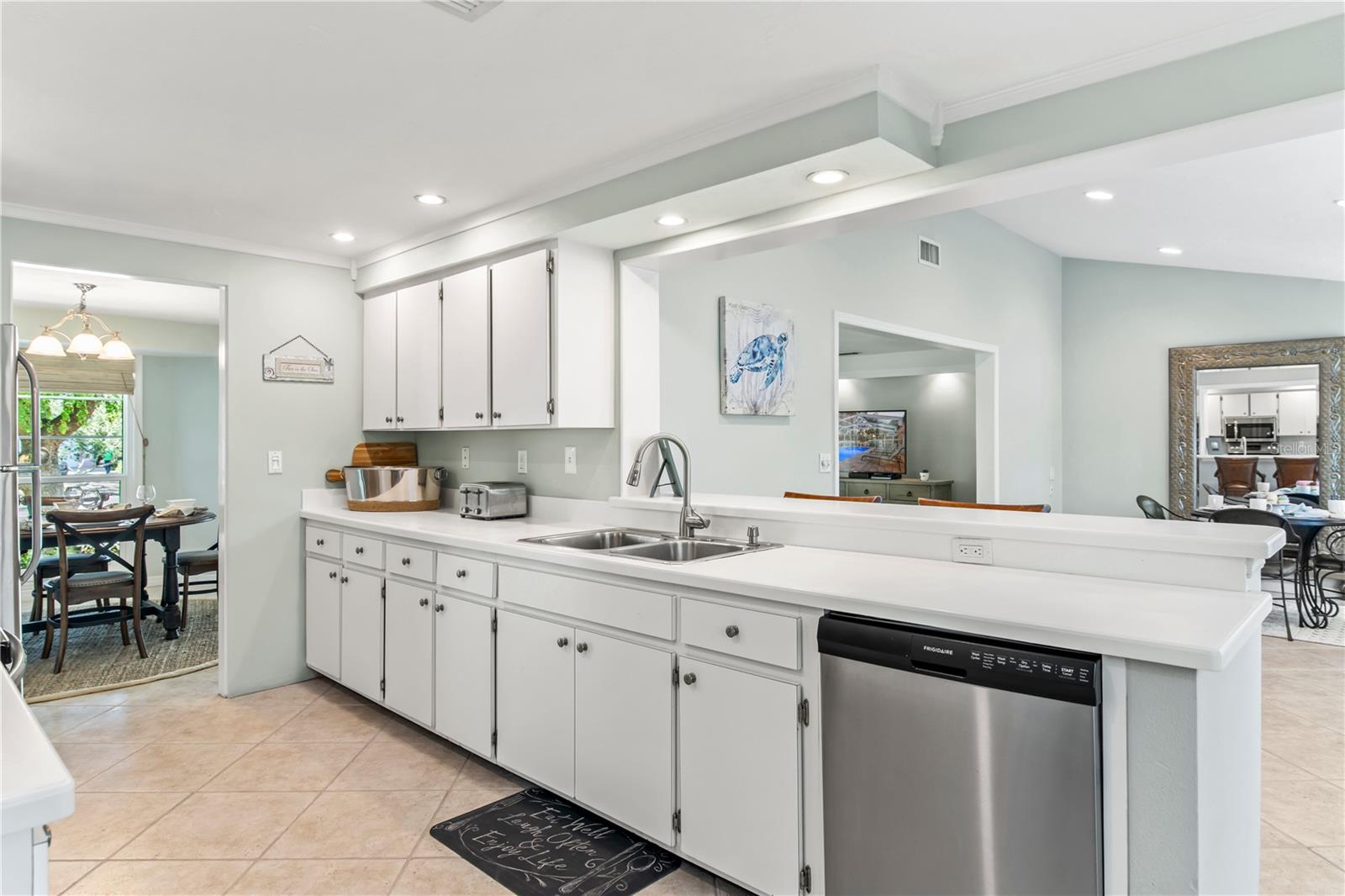 Image 20 of 63 For 783 Birdsong Lane