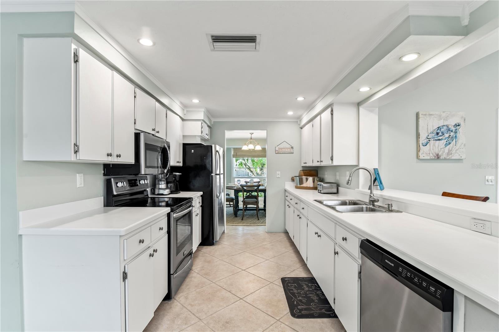 Image 23 of 63 For 783 Birdsong Lane