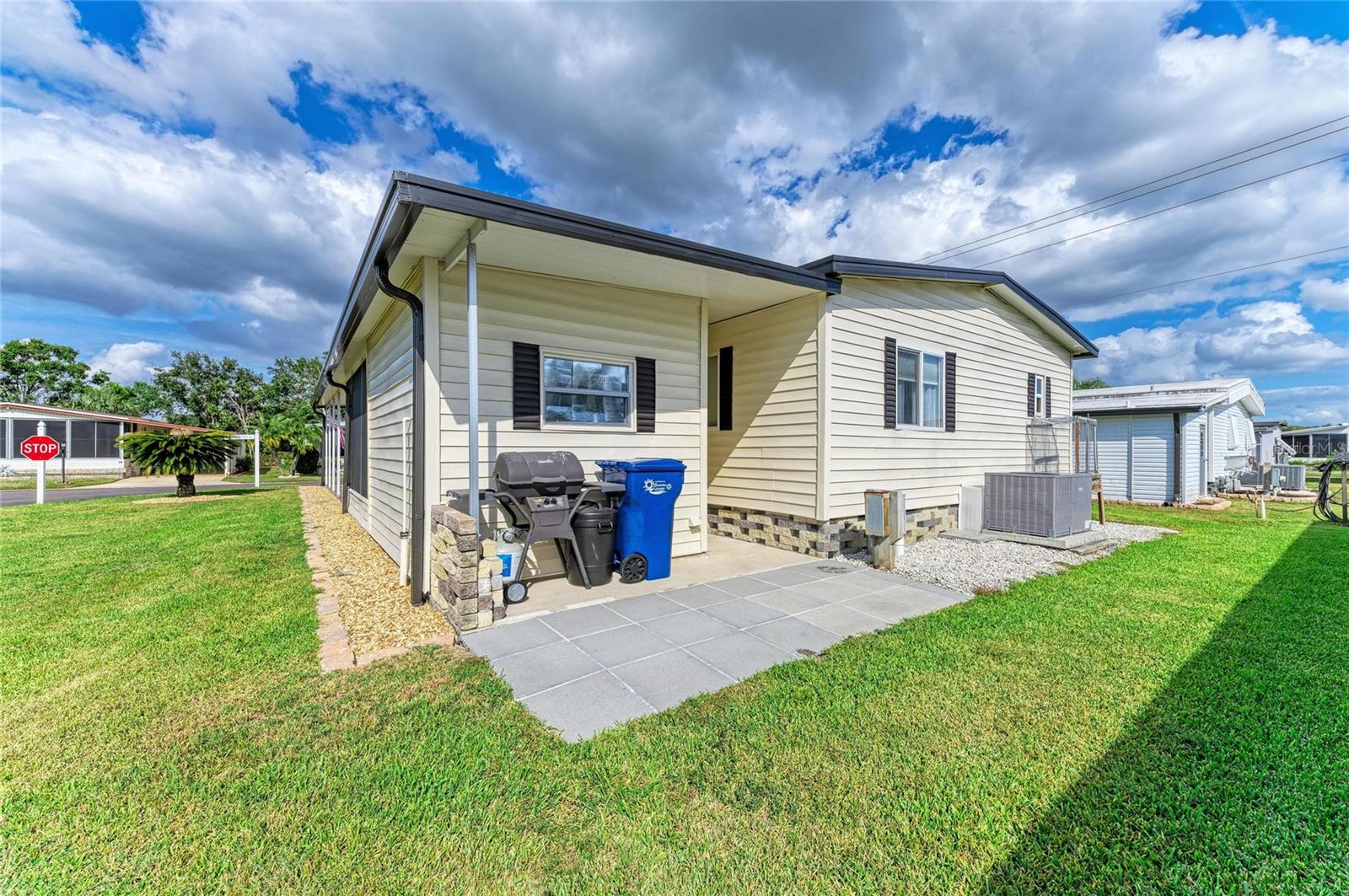 Image 39 of 66 For 5316 53rd Avenue E L1