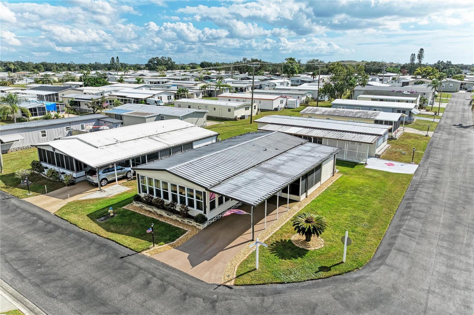 Image 4 of 66 For 5316 53rd Avenue E L1