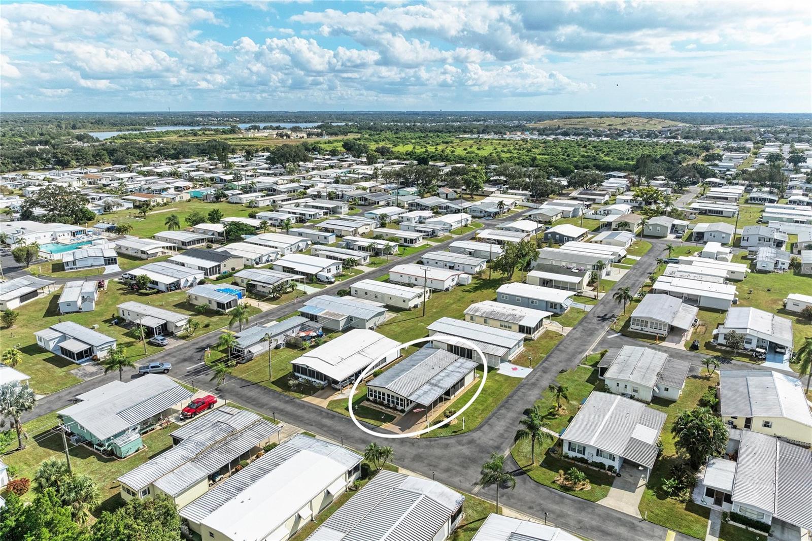 Image 40 of 66 For 5316 53rd Avenue E L1