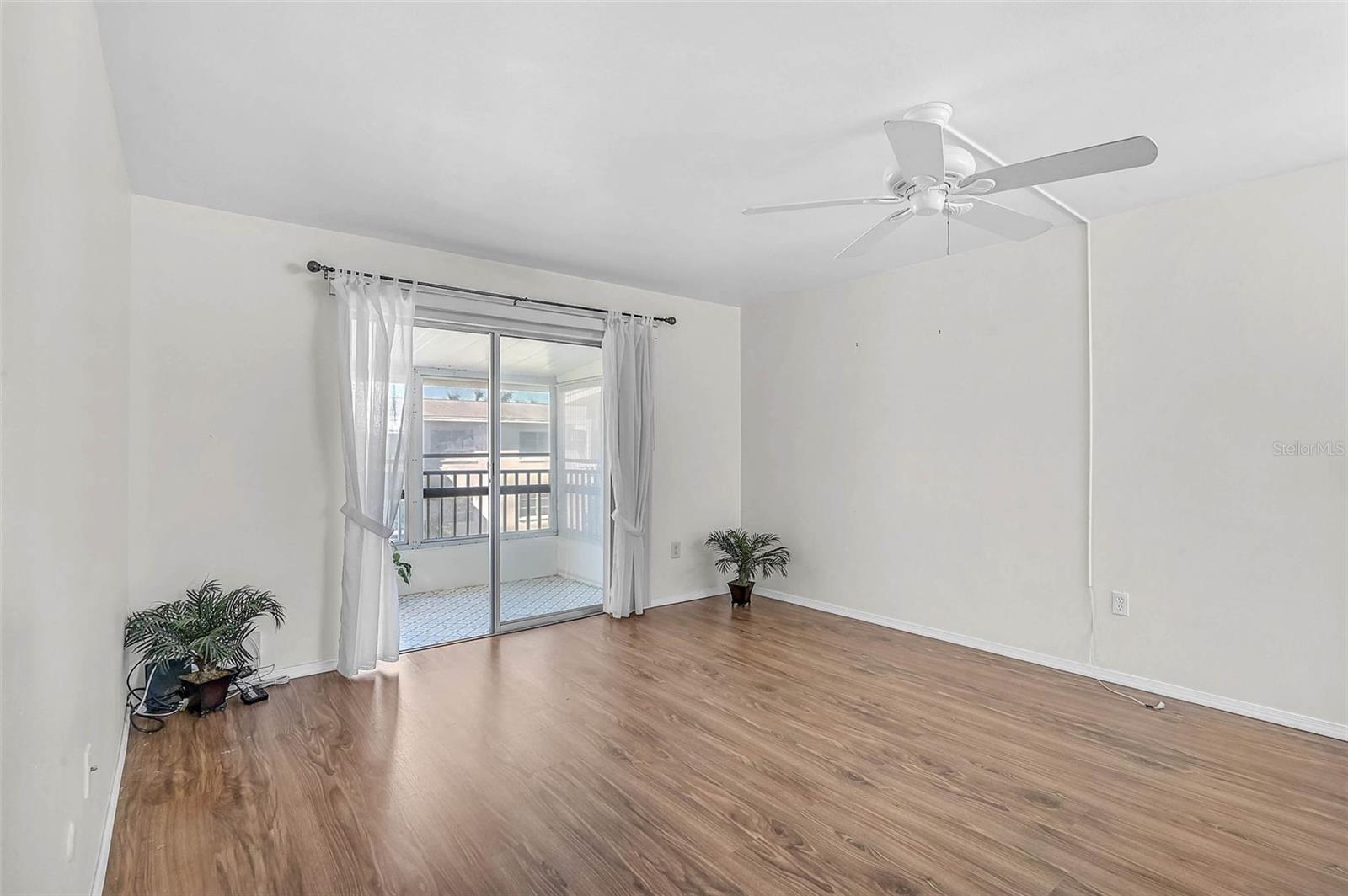 Image 11 of 29 For 5940 Easy Street K31