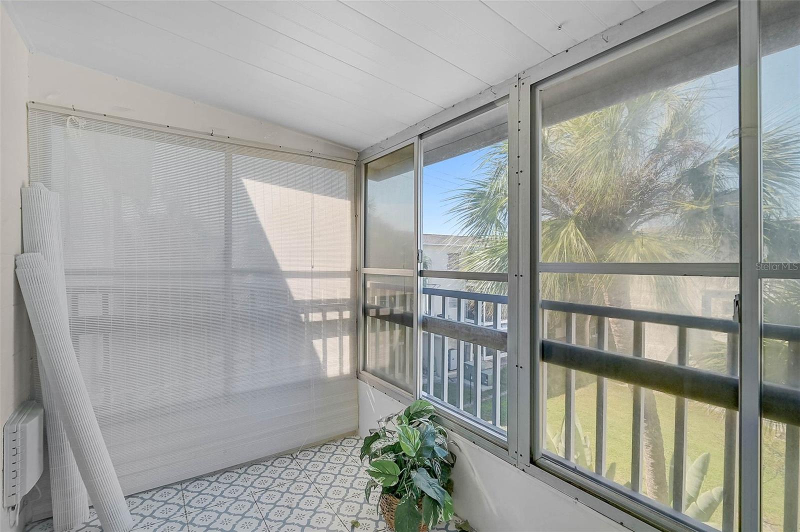 Image 22 of 29 For 5940 Easy Street K31