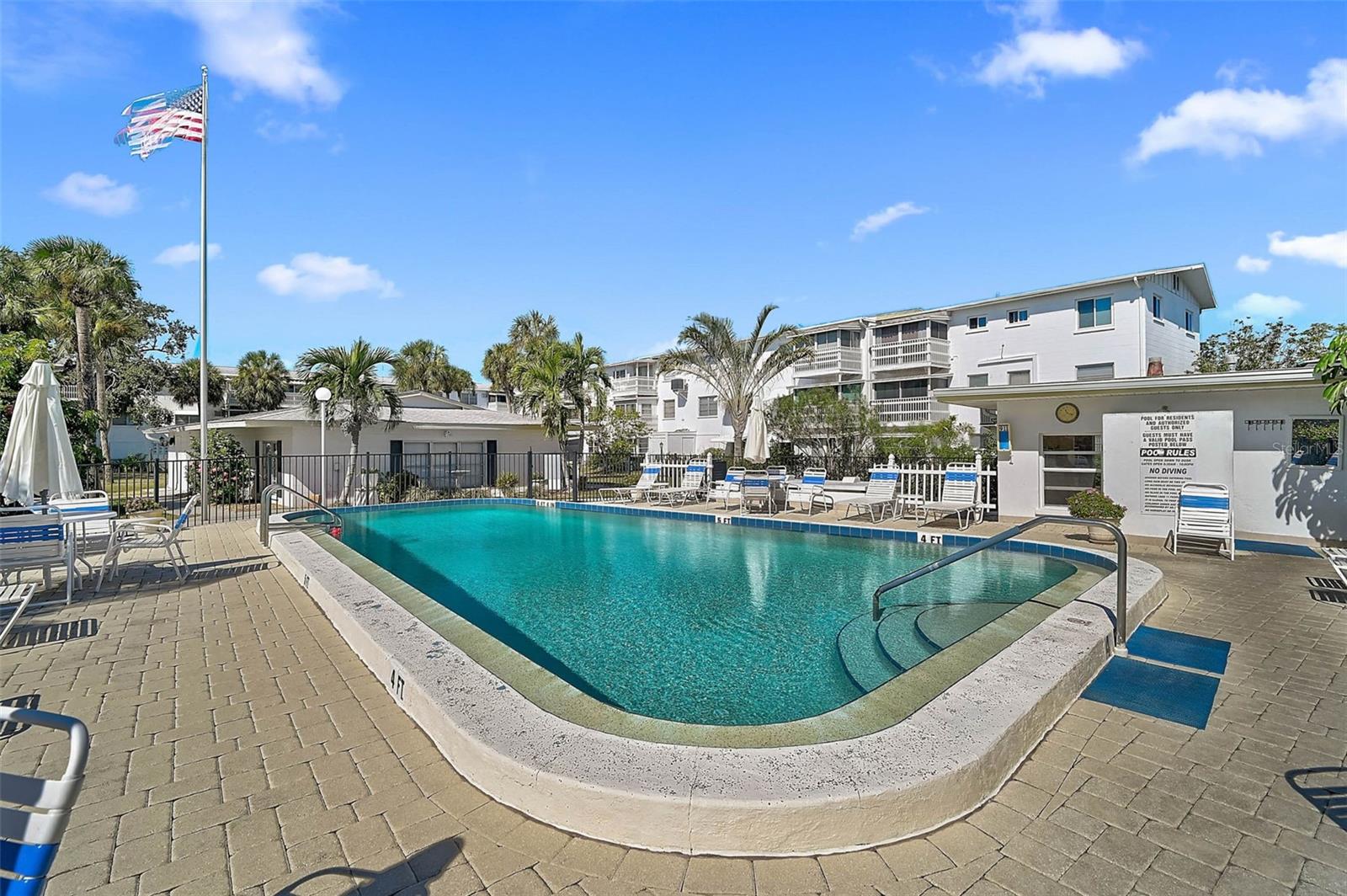 Image 23 of 29 For 5940 Easy Street K31