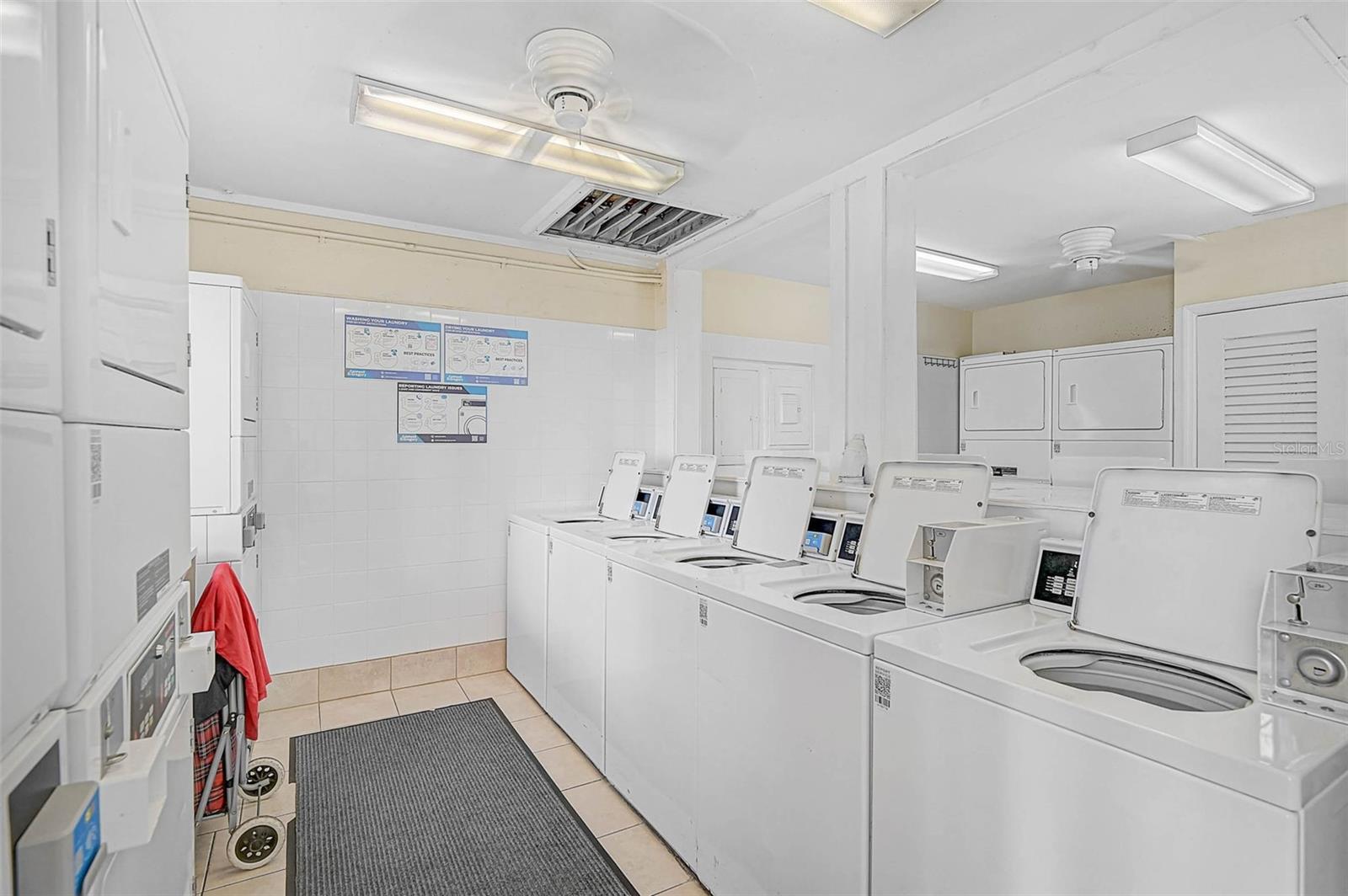 Image 25 of 29 For 5940 Easy Street K31