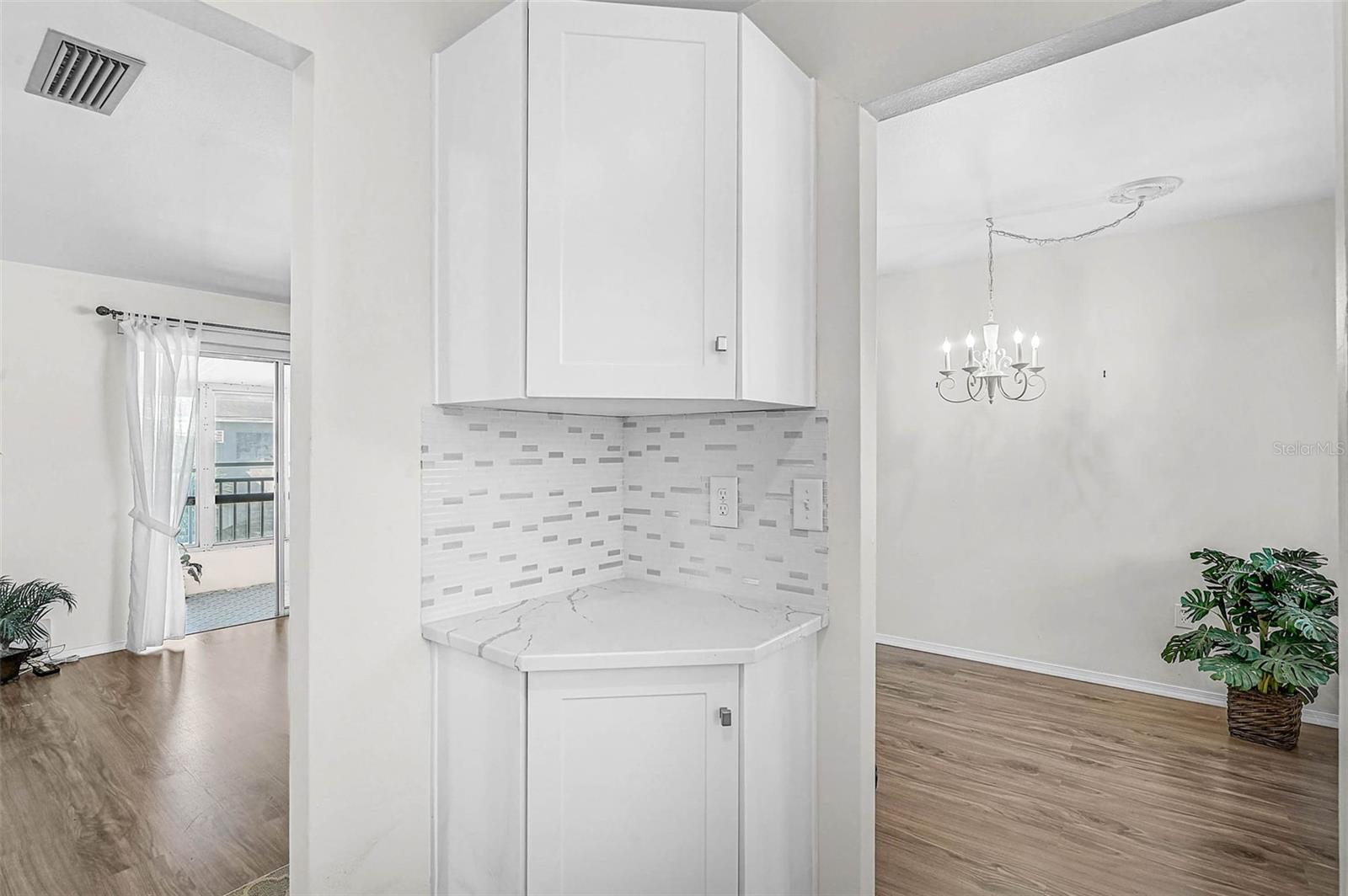 Image 9 of 29 For 5940 Easy Street K31