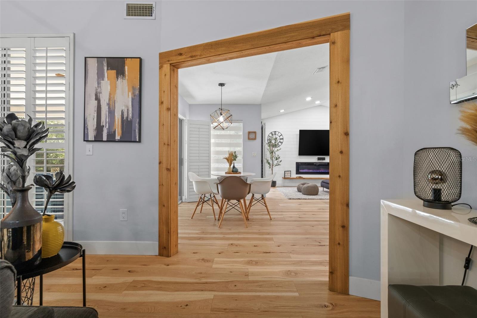 Image 10 of 49 For 4252 Boswell Place