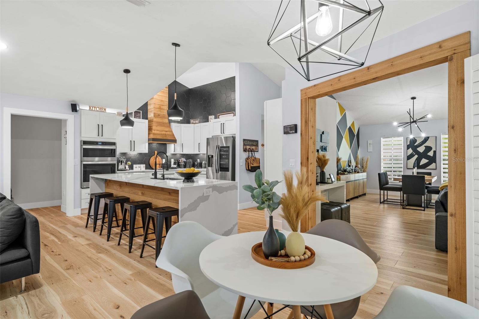 Image 22 of 49 For 4252 Boswell Place