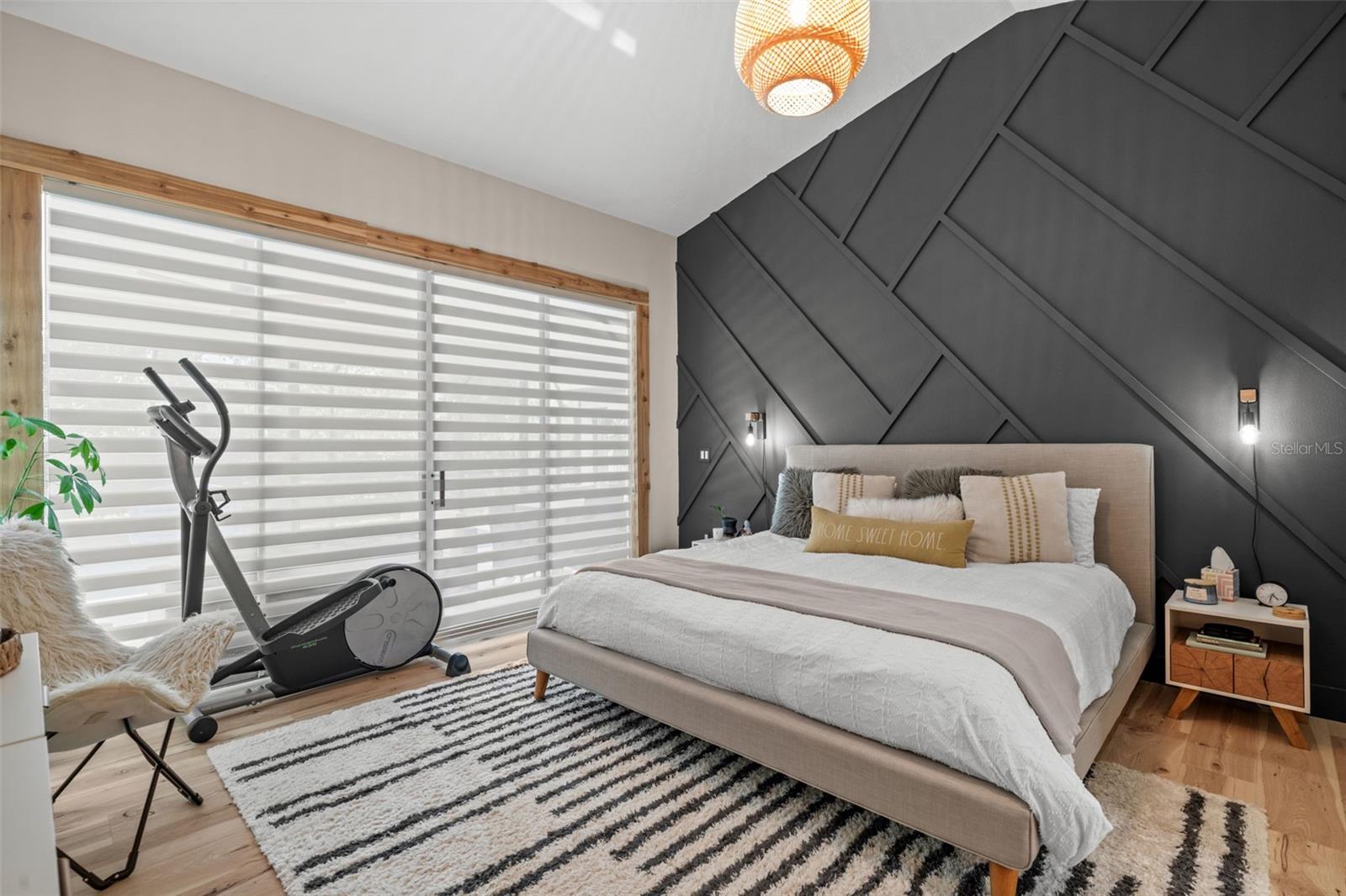 Image 23 of 49 For 4252 Boswell Place