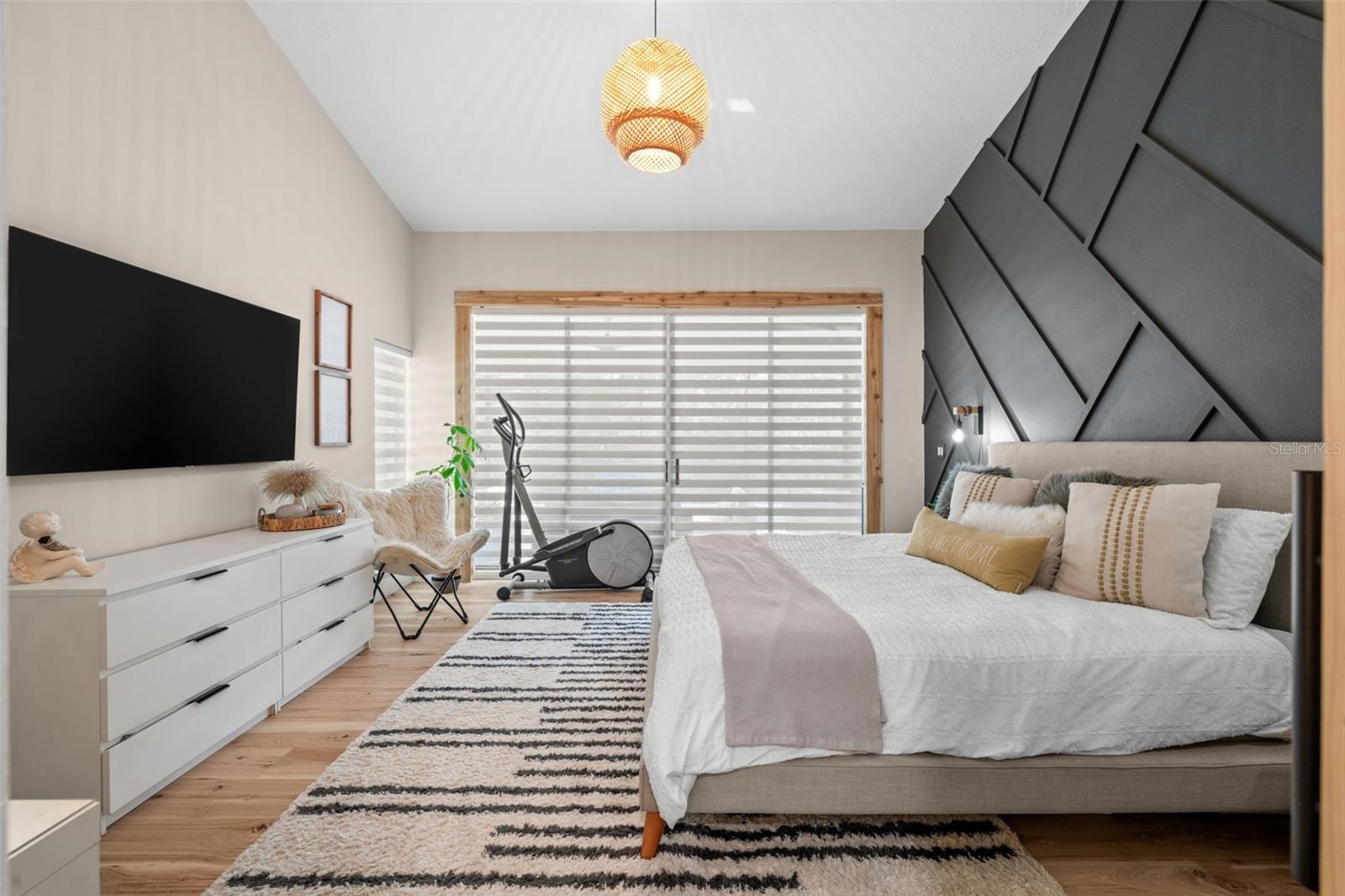 Image 24 of 49 For 4252 Boswell Place