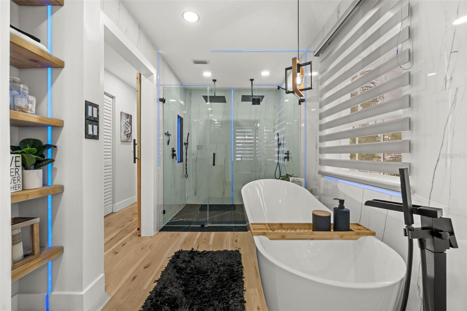 Image 27 of 49 For 4252 Boswell Place