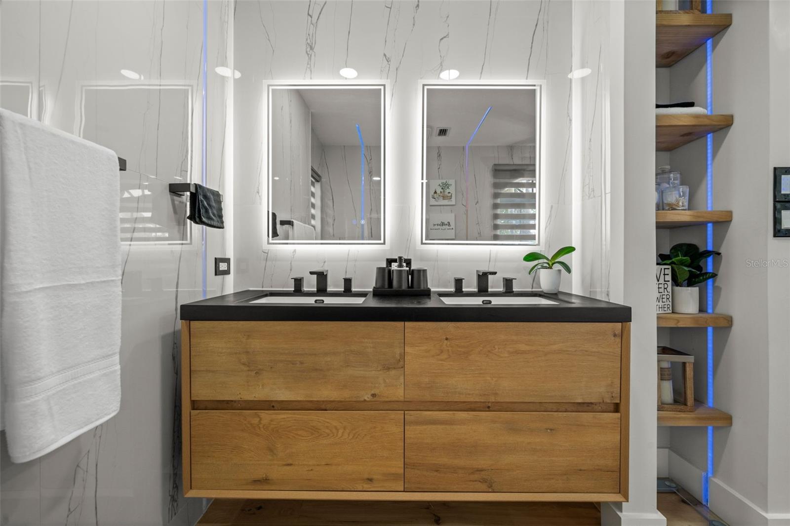 Image 28 of 49 For 4252 Boswell Place