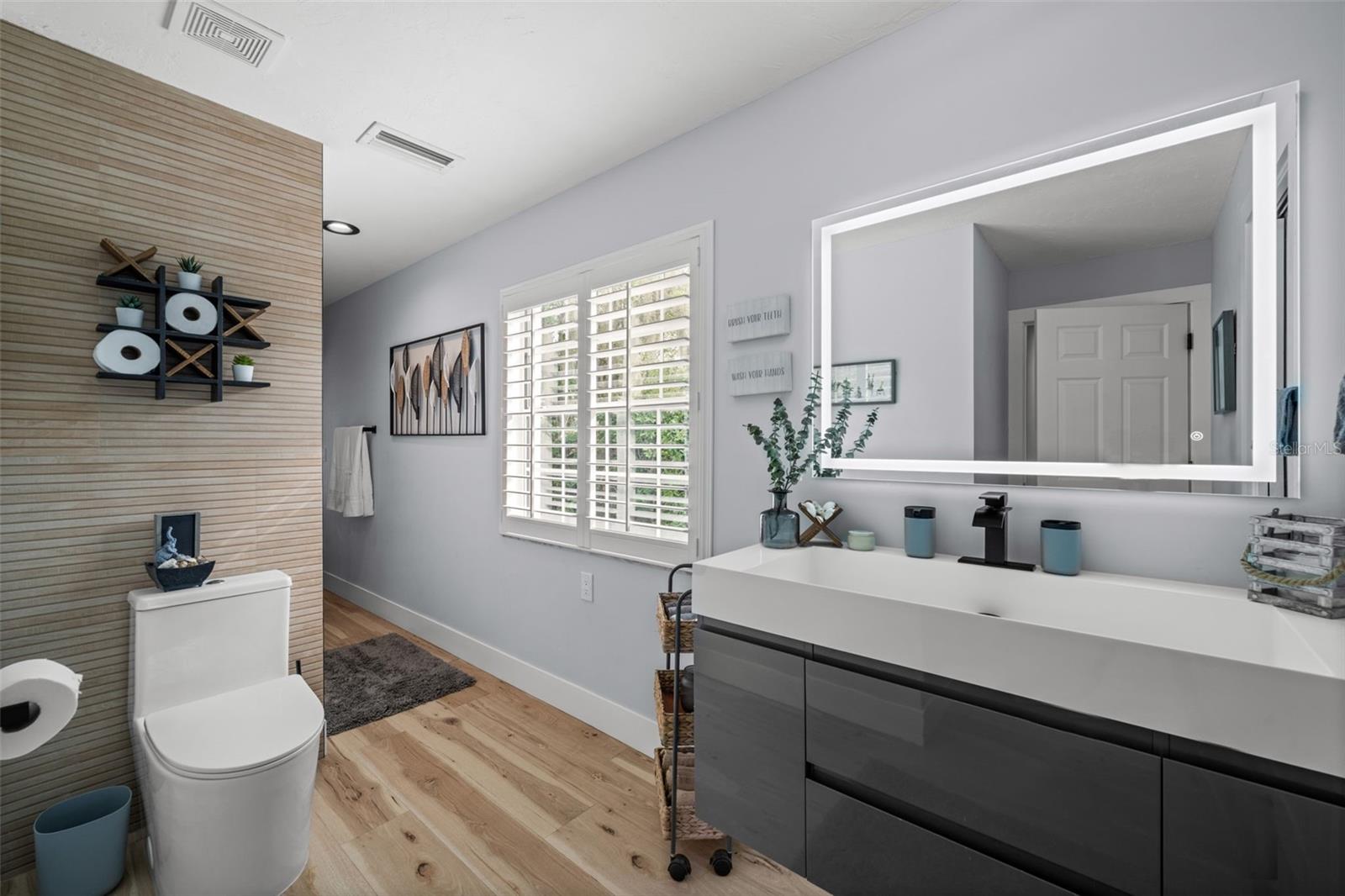 Image 31 of 49 For 4252 Boswell Place