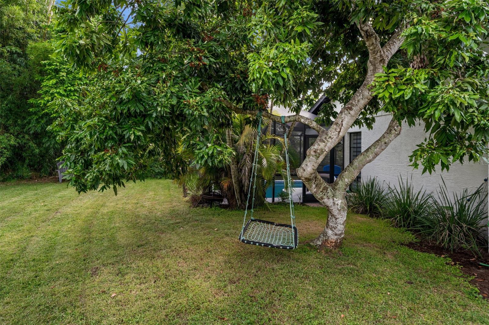 Image 48 of 49 For 4252 Boswell Place