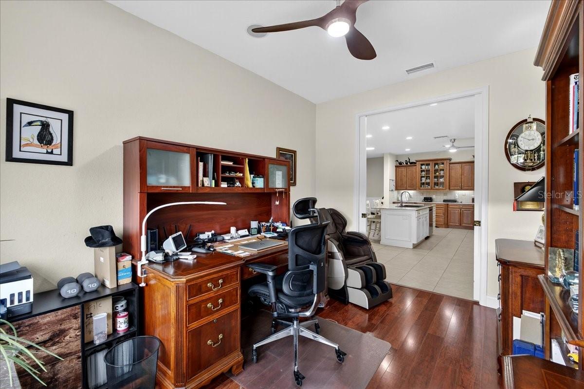 Image 18 of 65 For 360 Motorcoach Drive S