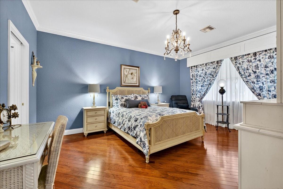 Image 19 of 65 For 360 Motorcoach Drive S