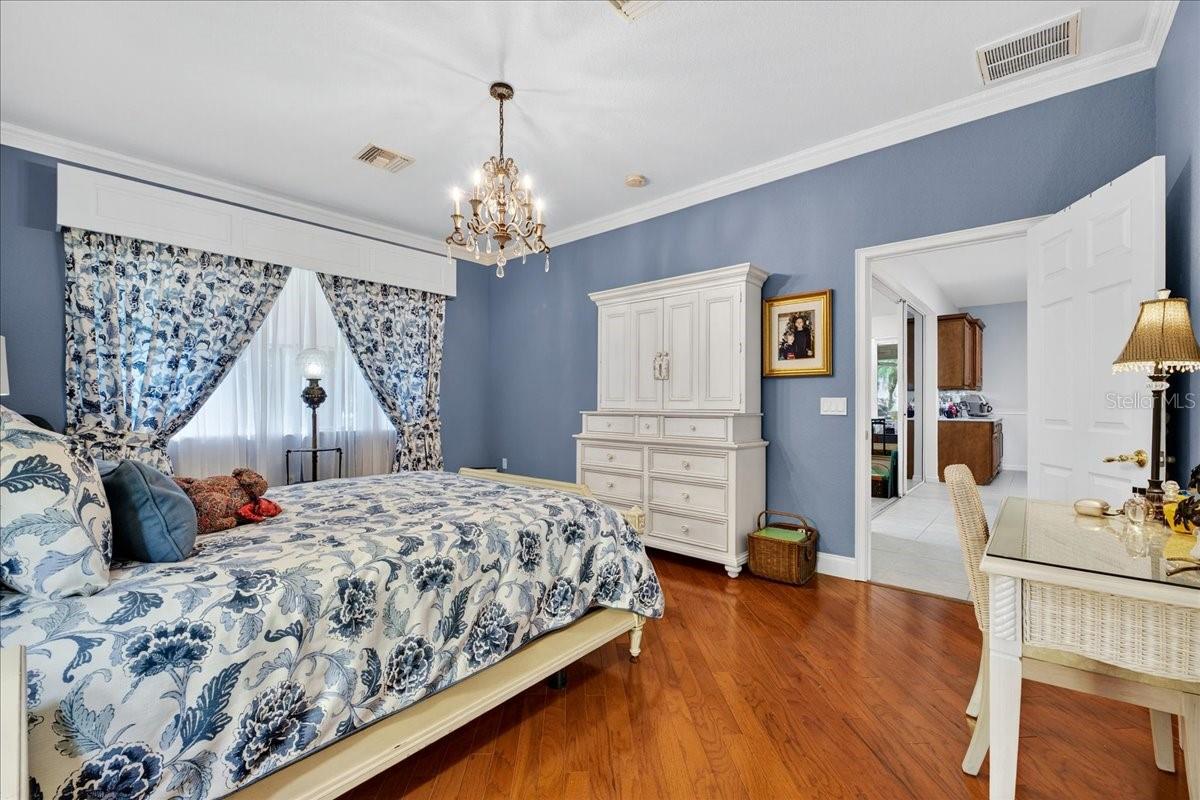 Image 21 of 65 For 360 Motorcoach Drive S