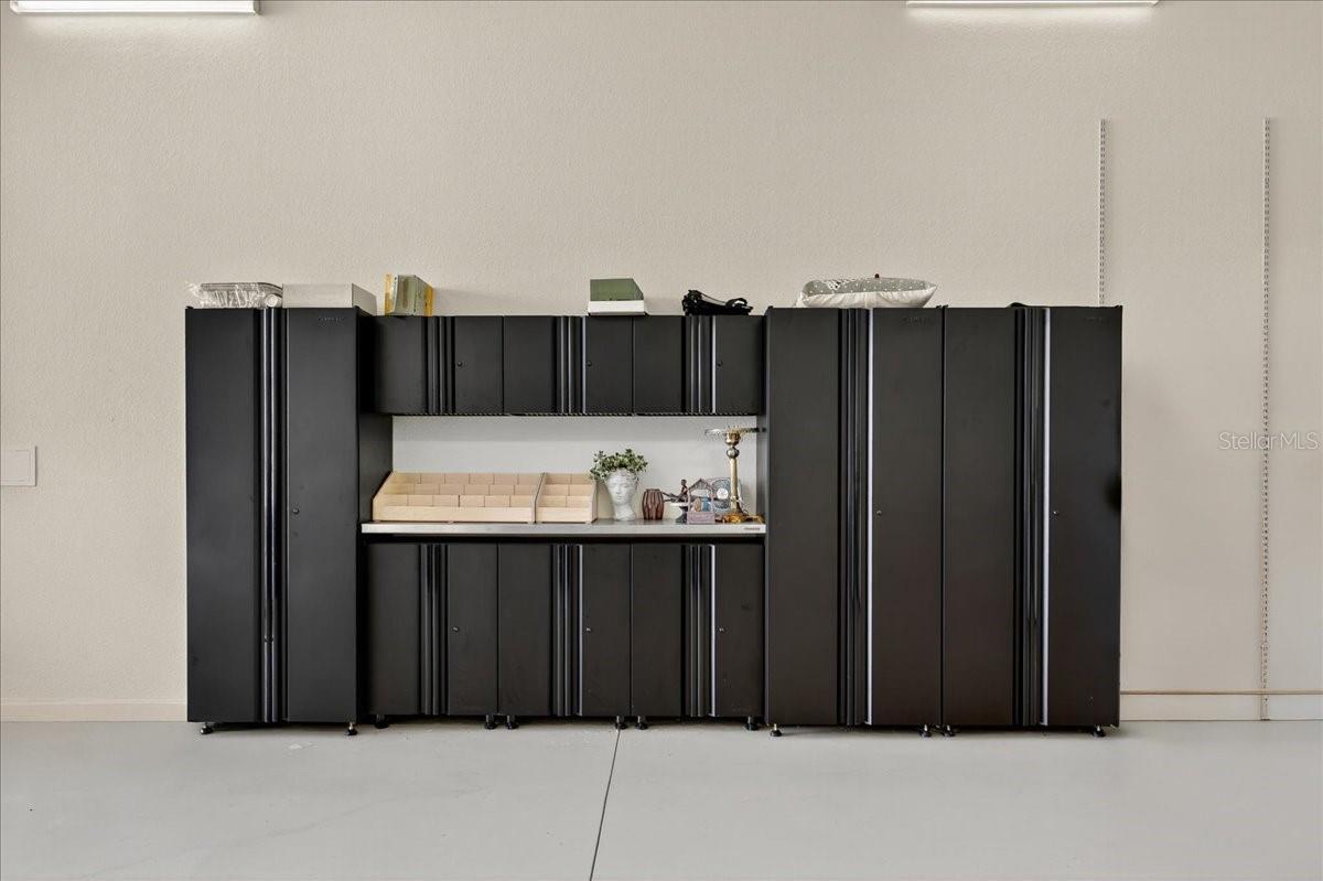 Image 36 of 65 For 360 Motorcoach Drive S