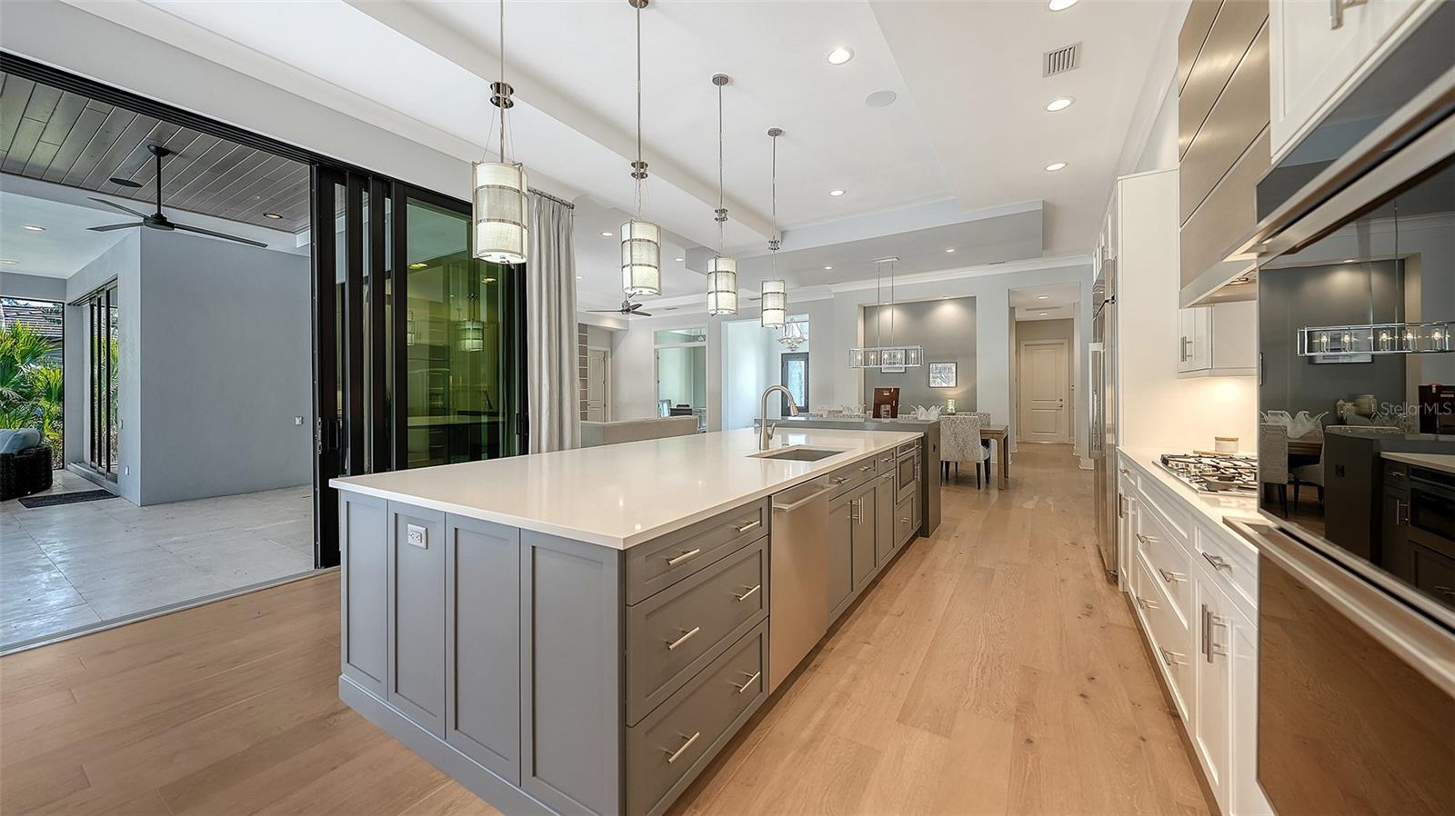 Image 21 of 96 For 9224 Starry Night Avenue