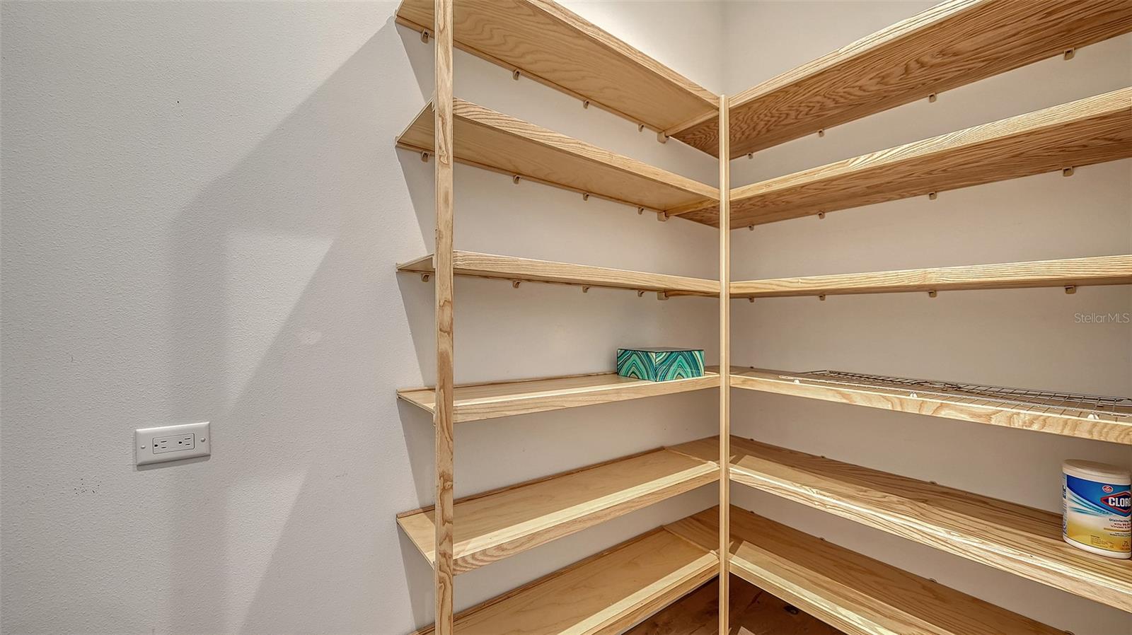 Image 25 of 96 For 9224 Starry Night Avenue