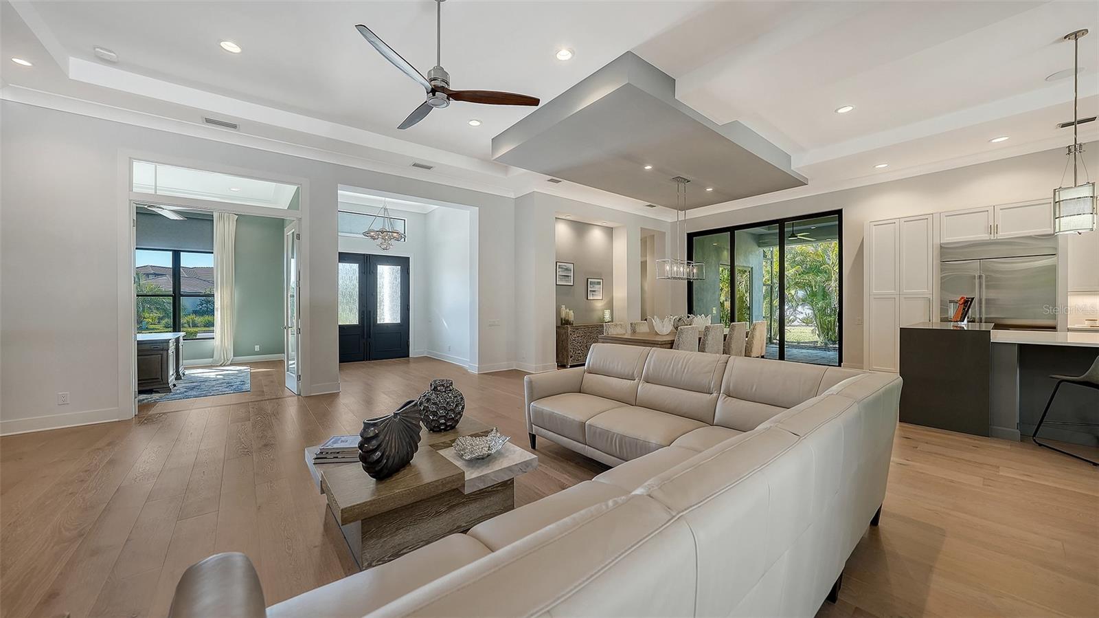 Image 8 of 96 For 9224 Starry Night Avenue