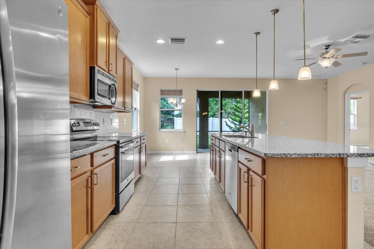 Image 15 of 64 For 2830 Oriole Drive