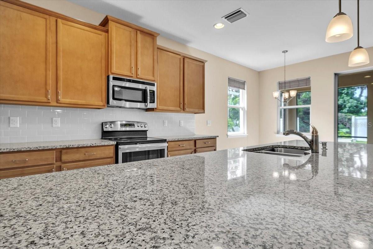 Image 16 of 64 For 2830 Oriole Drive