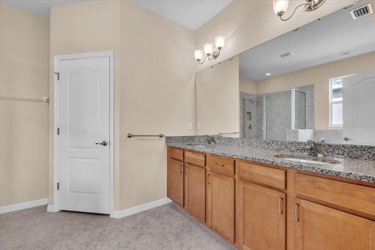 Image 26 of 64 For 2830 Oriole Drive