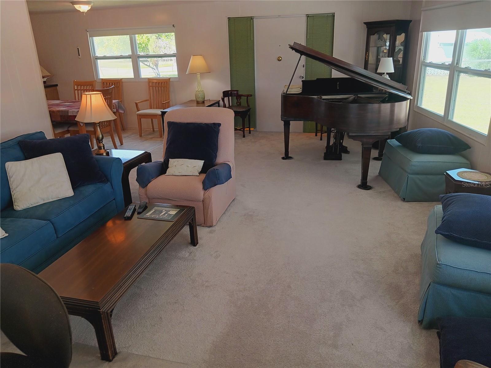 Image 22 of 82 For 5305 Kenwood Avenue