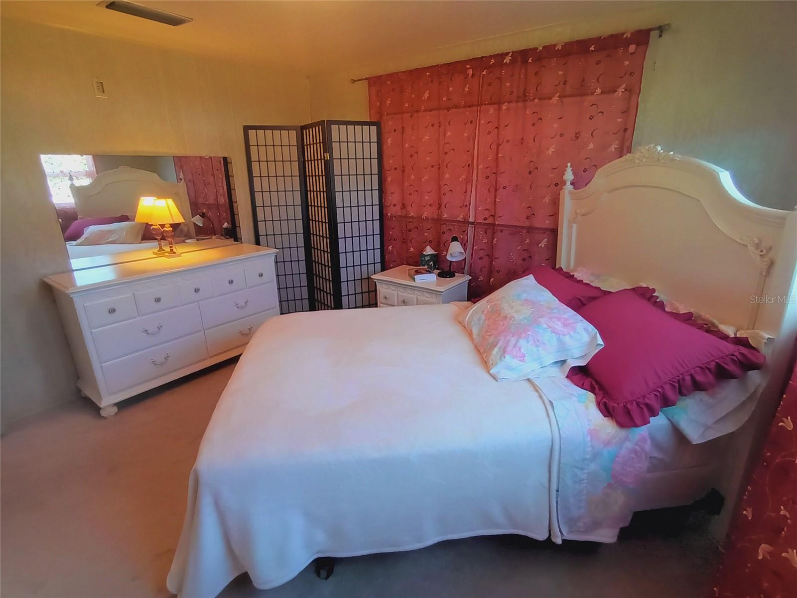 Image 29 of 82 For 5305 Kenwood Avenue