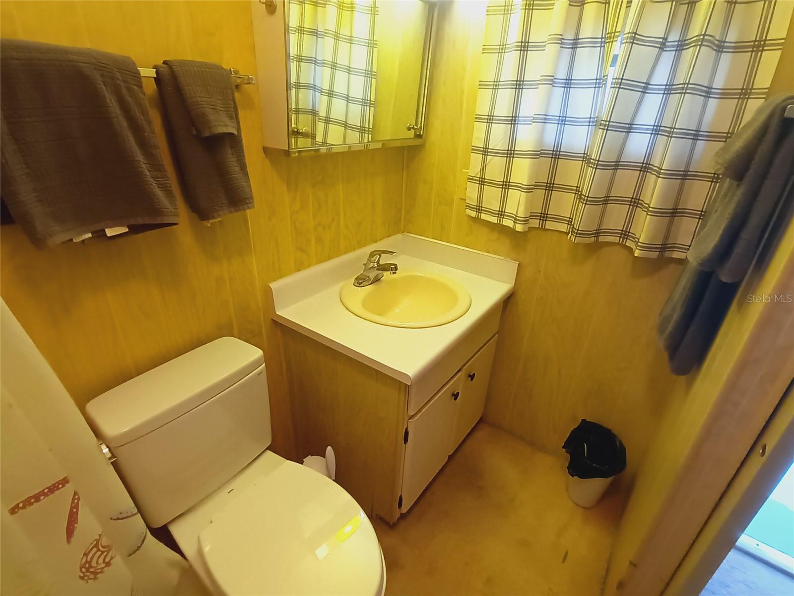 Image 32 of 82 For 5305 Kenwood Avenue