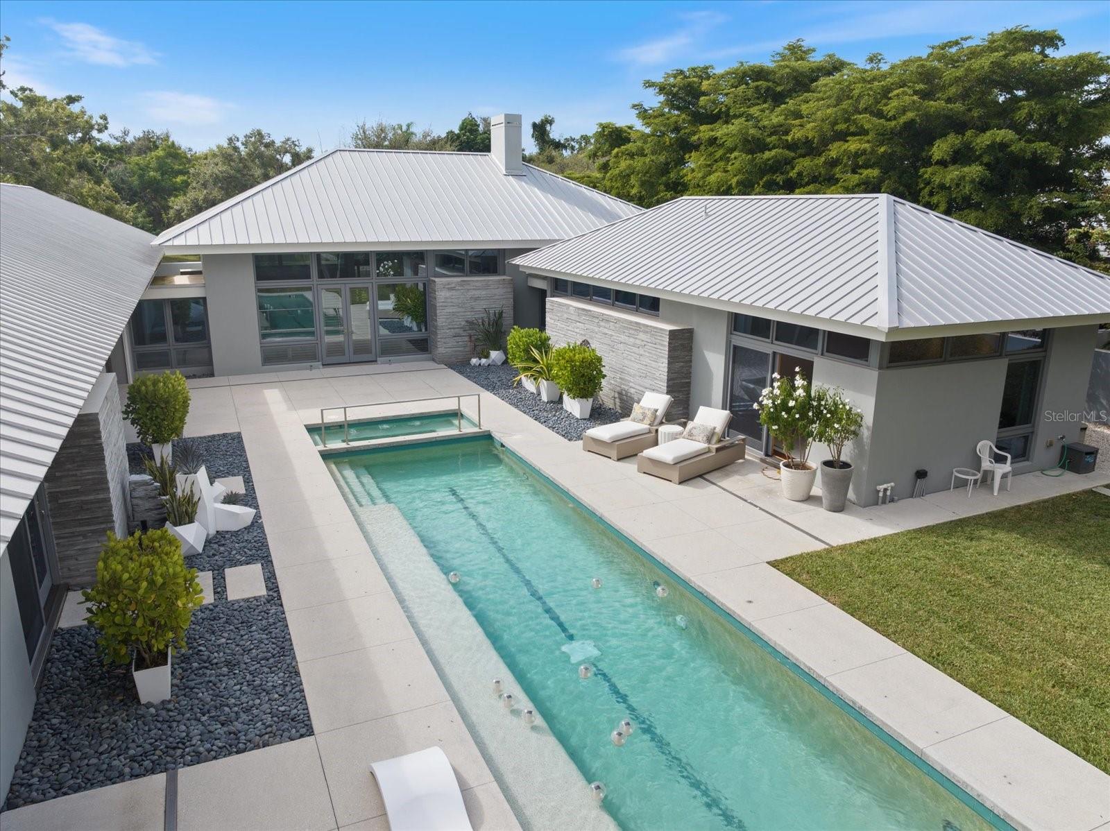 Details for 1739 Cherokee Drive, SARASOTA, FL 34239