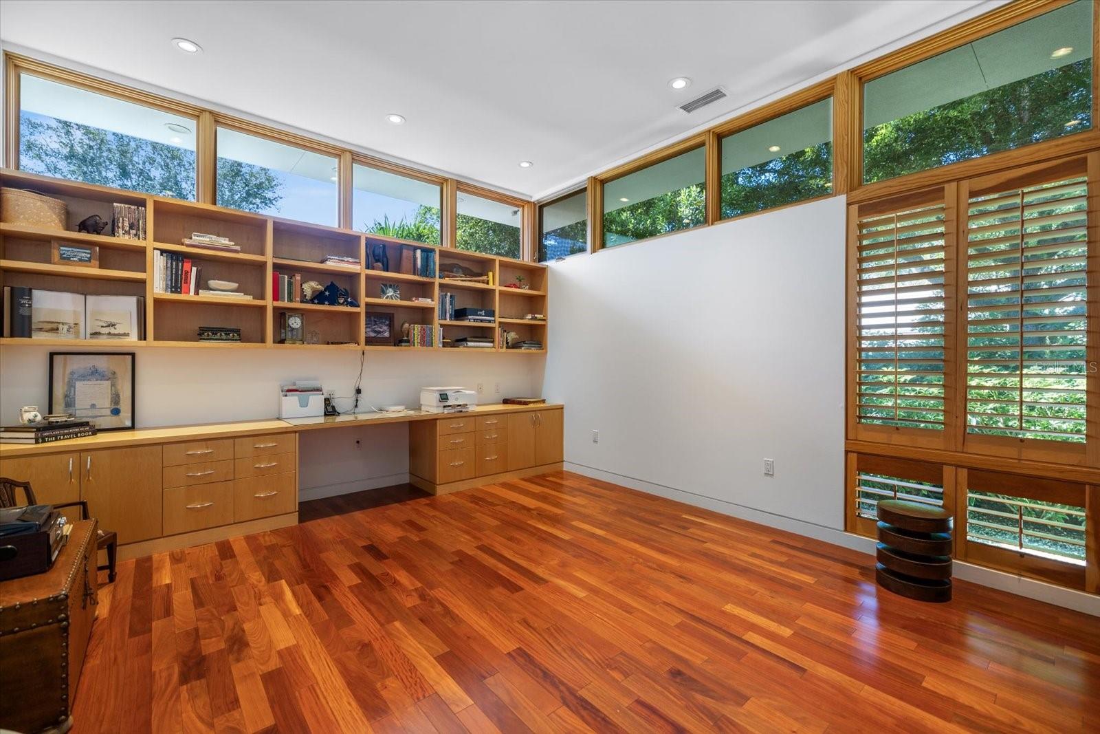 Image 18 of 78 For 1739 Cherokee Drive