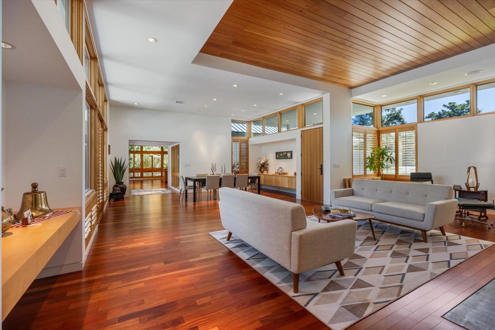 Image 20 of 78 For 1739 Cherokee Drive