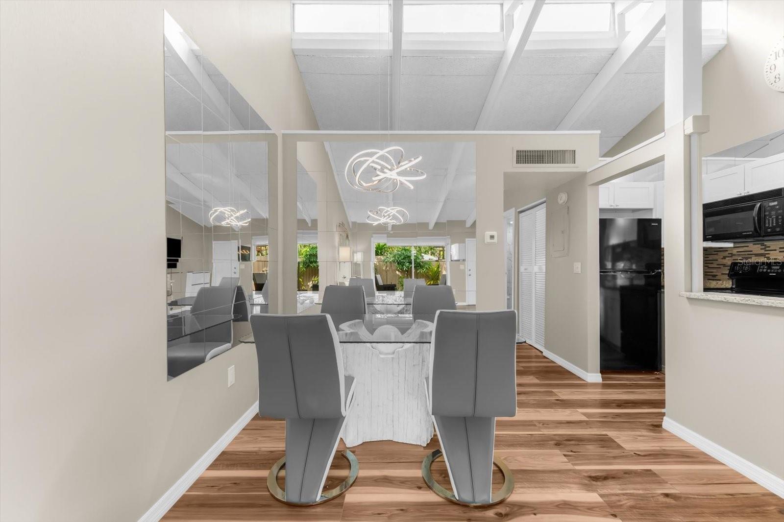 Image 9 of 52 For 500 Jefferson Avenue A3