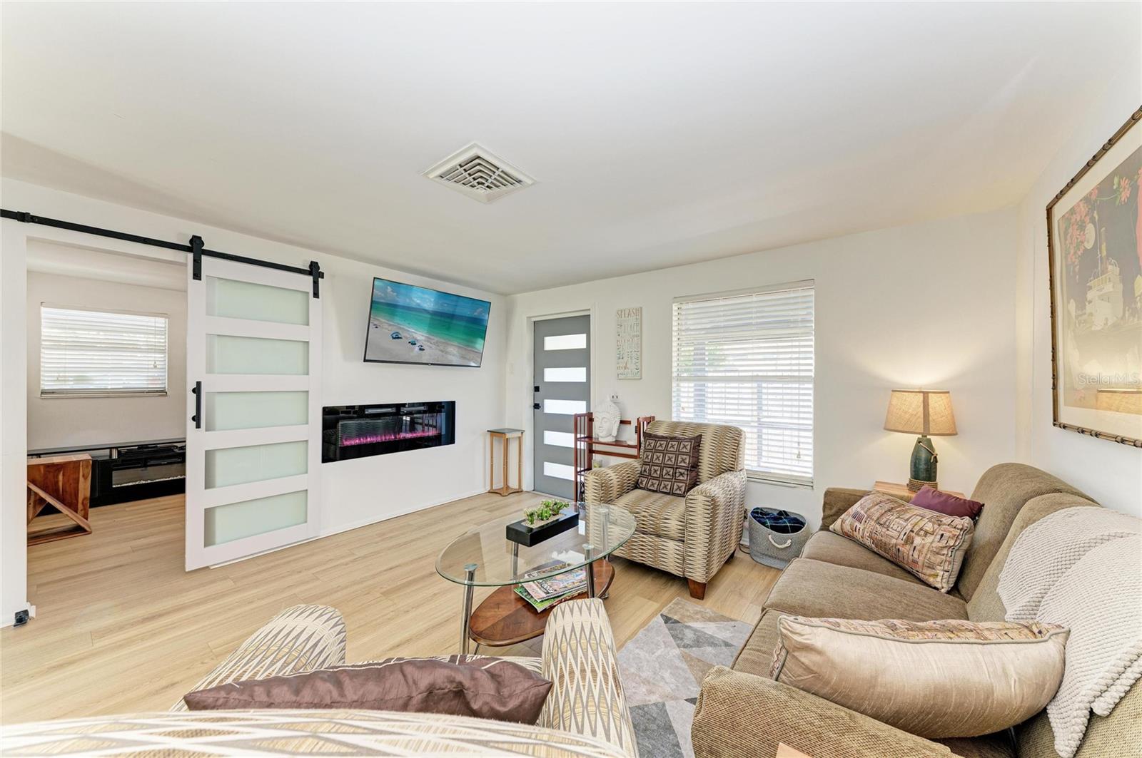 Image 16 of 46 For 3716 Fruitville Road