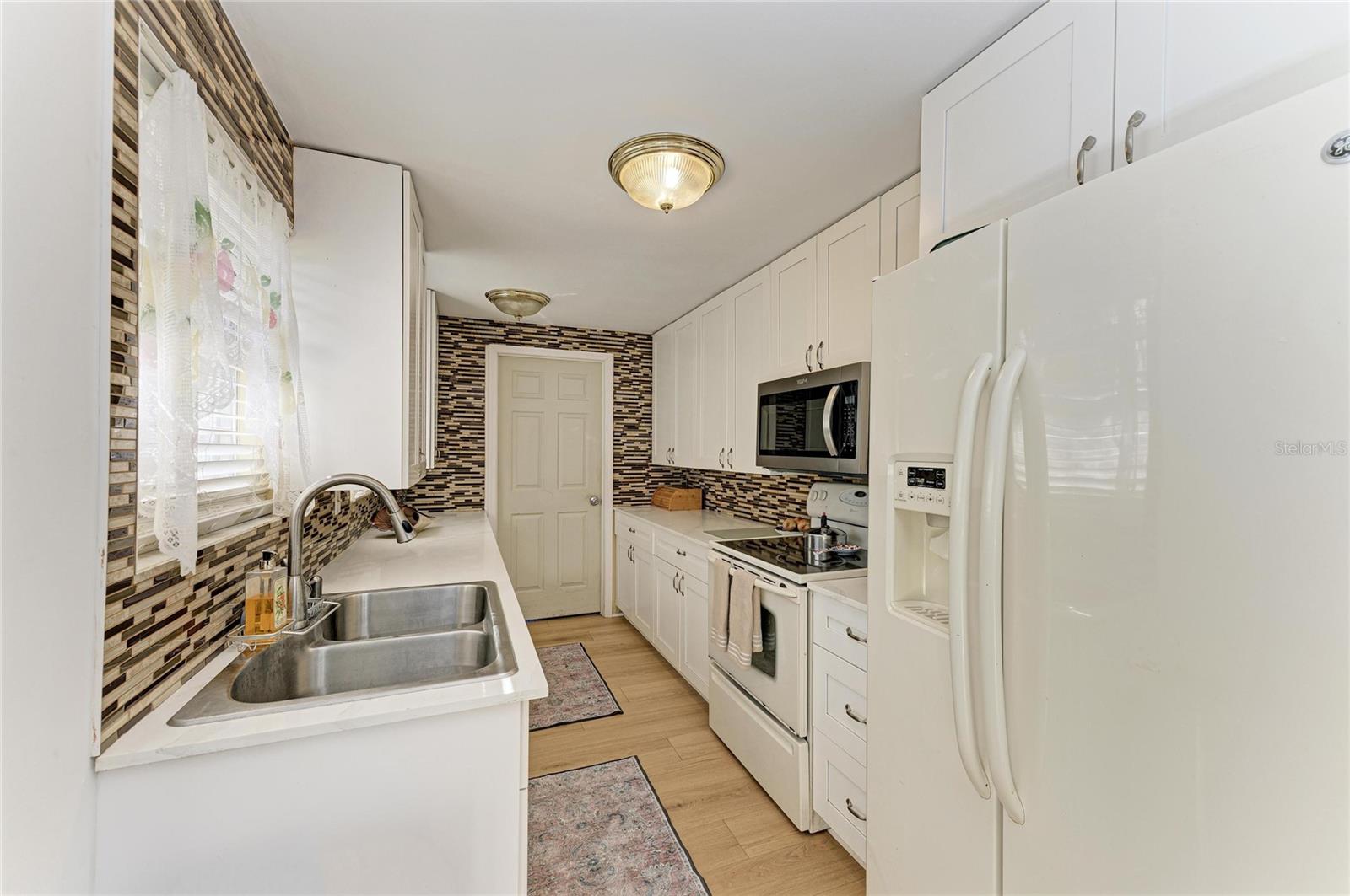 Image 20 of 46 For 3716 Fruitville Road