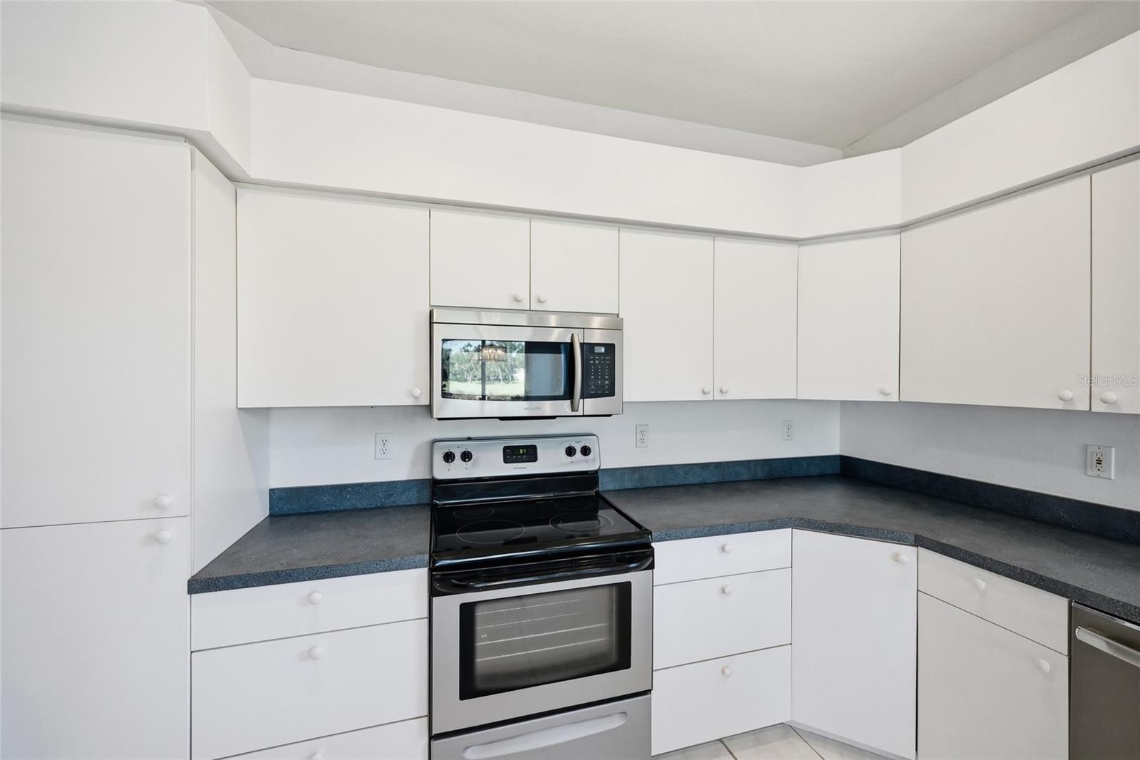 Image 24 of 57 For 5489 Downham Meadows