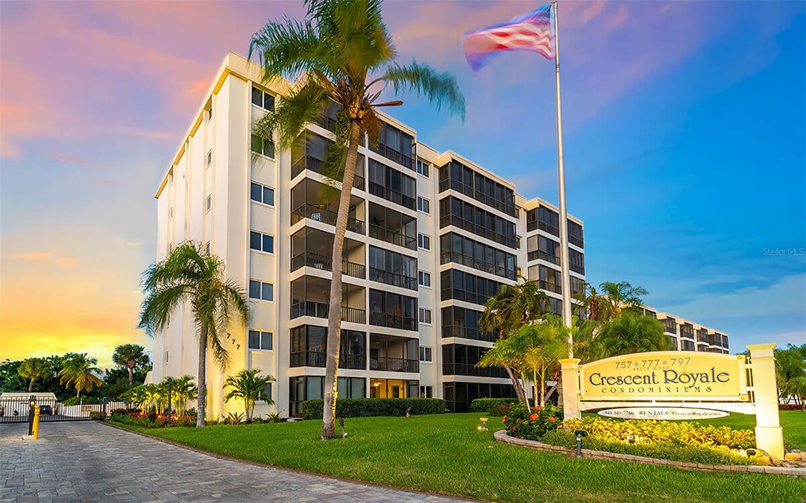 Image 2 of 36 For 777 Beach Road 1e