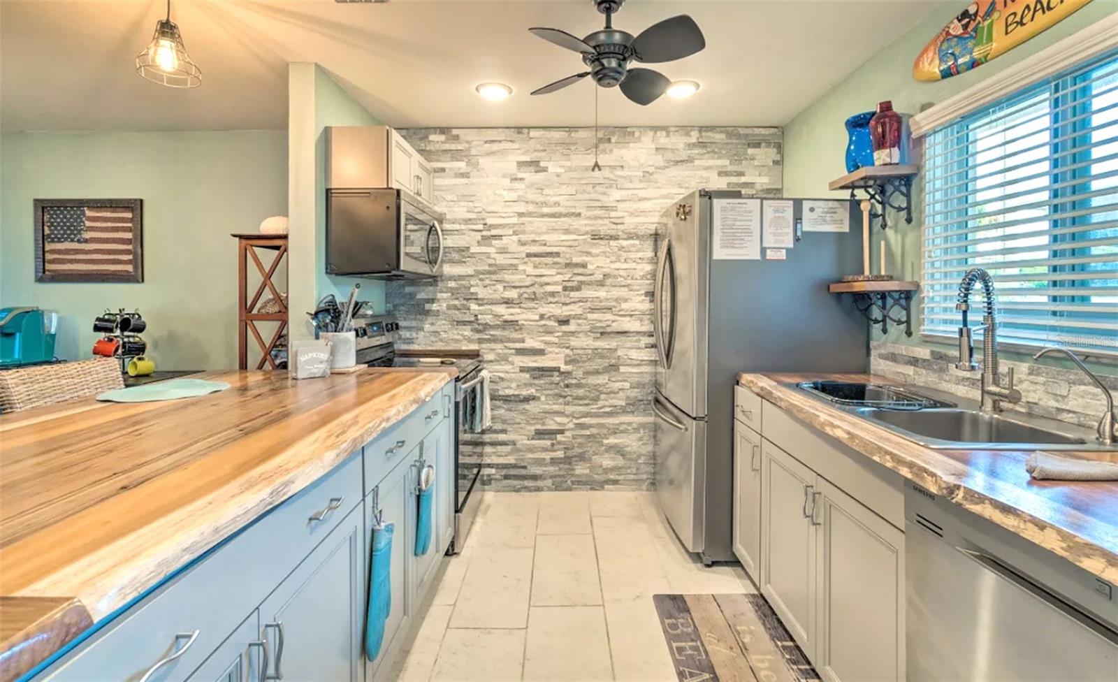 Image 5 of 36 For 777 Beach Road 1e