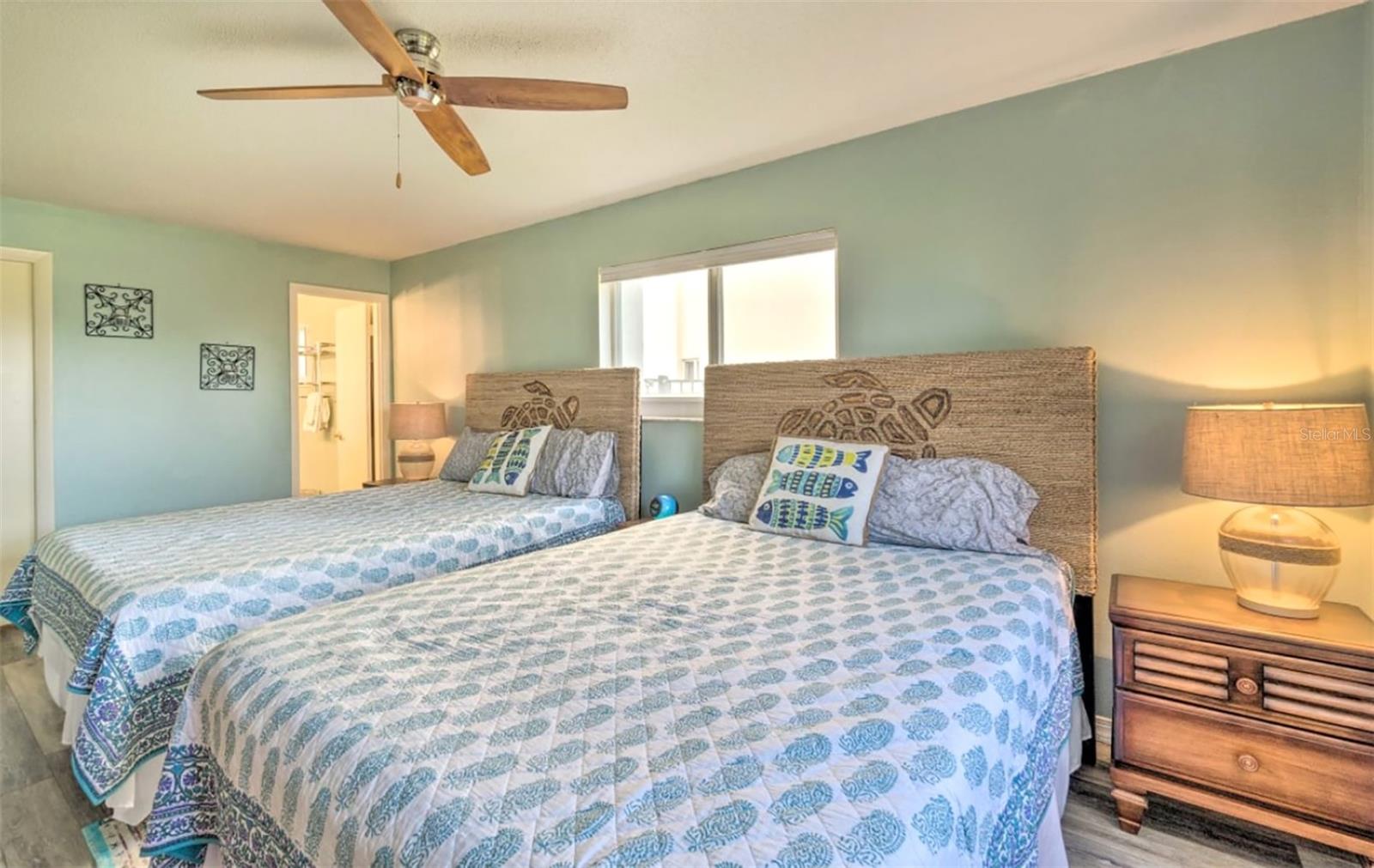 Image 9 of 36 For 777 Beach Road 1e